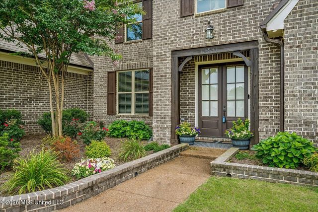 3941 Summer Pointe Drive, Olive Branch, MS 38654