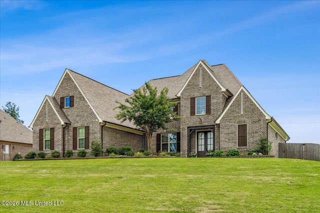 3941 Summer Pointe Drive, Olive Branch, MS 38654