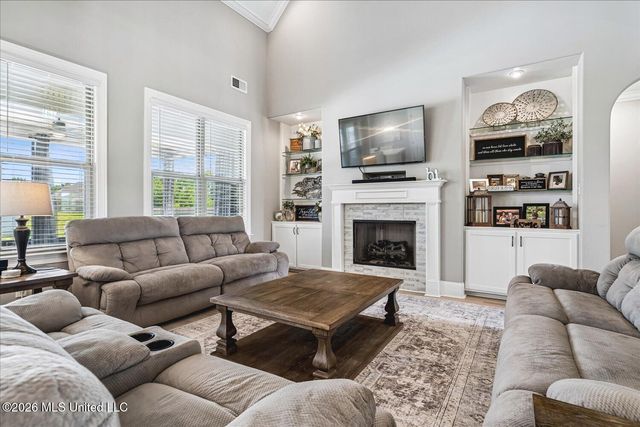 3941 Summer Pointe Drive, Olive Branch, MS 38654