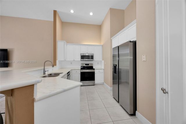 16000 SW 91st Ct, Palmetto Bay, FL 33157