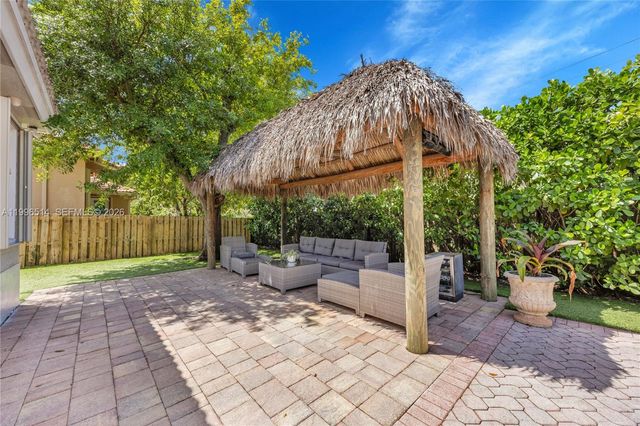 16000 SW 91st Ct, Palmetto Bay, FL 33157