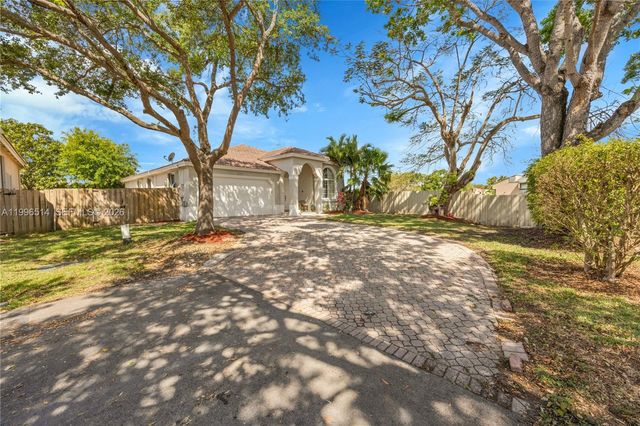 16000 SW 91st Ct, Palmetto Bay, FL 33157