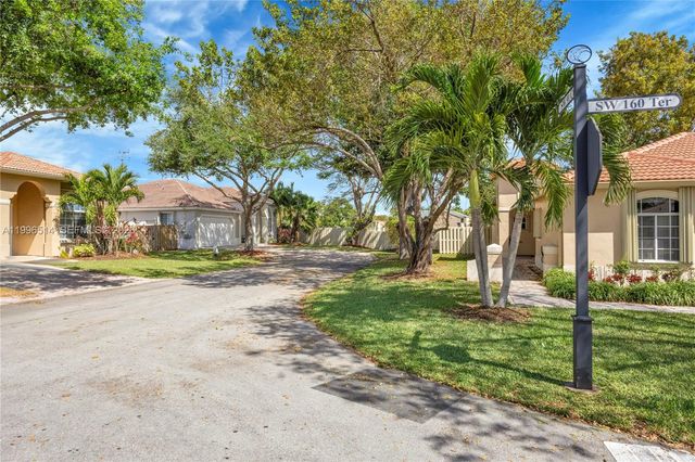 16000 SW 91st Ct, Palmetto Bay, FL 33157