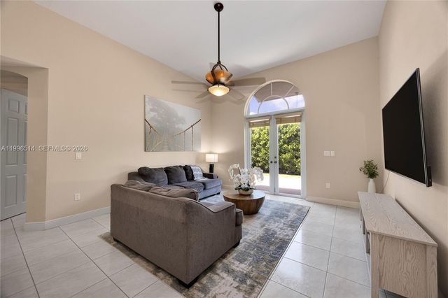 16000 SW 91st Ct, Palmetto Bay, FL 33157