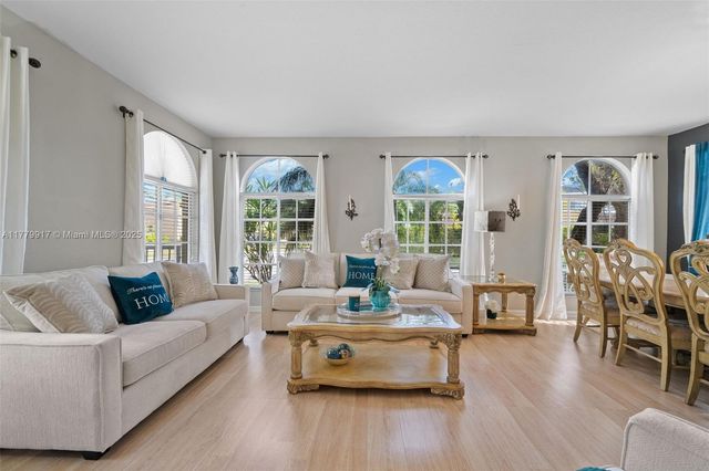 13990 SW 274th Ter, Homestead, FL 33032