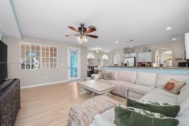 13990 SW 274th Ter, Homestead, FL 33032