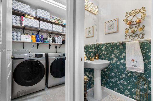 13990 SW 274th Ter, Homestead, FL 33032