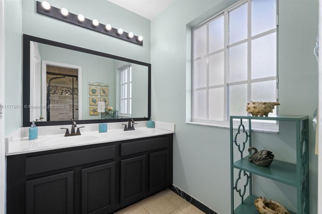 13990 SW 274th Ter, Homestead, FL 33032