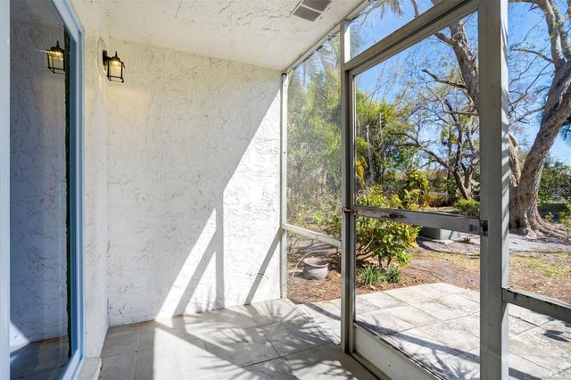 243 S MCMULLEN BOOTH ROAD 29, Clearwater, FL 33759