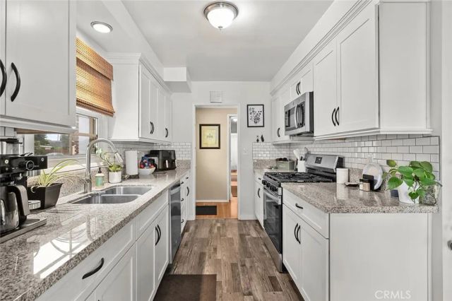 375 Cedar, Brea, CA 92821