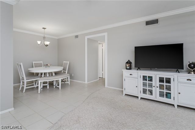 1100 Gulf Shore BLVD N 306, Naples, FL 34102