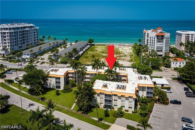 1100 Gulf Shore BLVD N 306, Naples, FL 34102