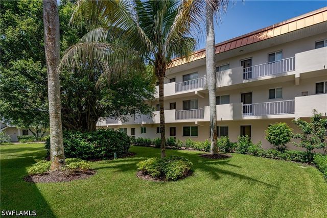 1100 Gulf Shore BLVD N 306, Naples, FL 34102