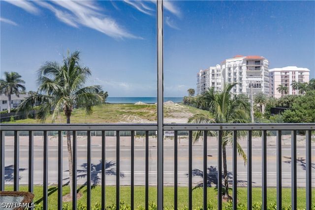 1100 Gulf Shore BLVD N 306, Naples, FL 34102