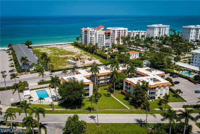 1100 Gulf Shore BLVD N 306, Naples, FL 34102