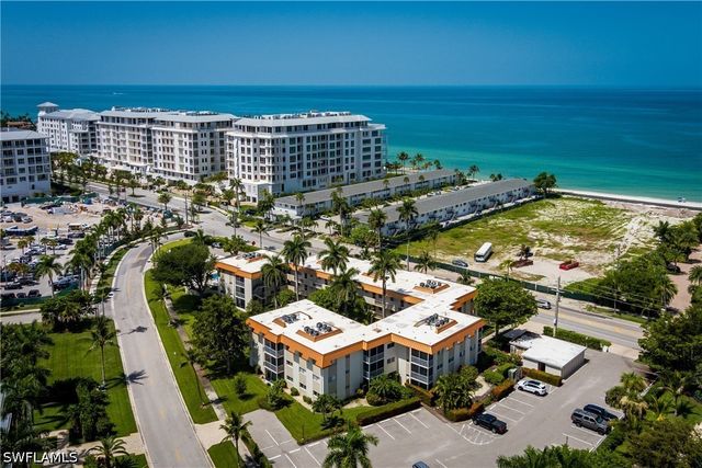 1100 Gulf Shore BLVD N 306, Naples, FL 34102