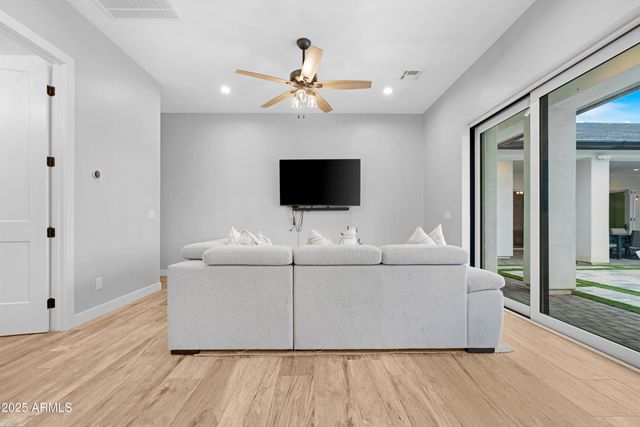 26251 N 99TH Lane, Peoria, AZ 85383