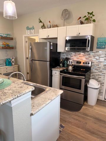 1401 12th Street, Galveston, TX 77550