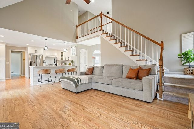 1514 Mosswood Lane, Woodstock, GA 30189