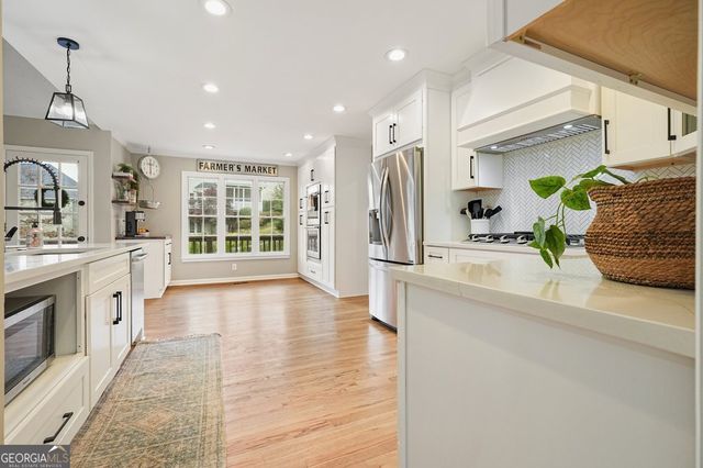 1514 Mosswood Lane, Woodstock, GA 30189