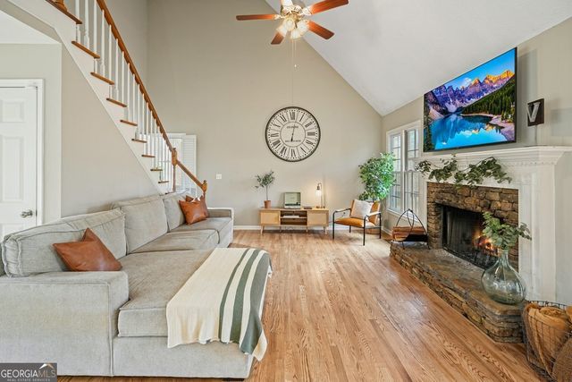 1514 Mosswood Lane, Woodstock, GA 30189