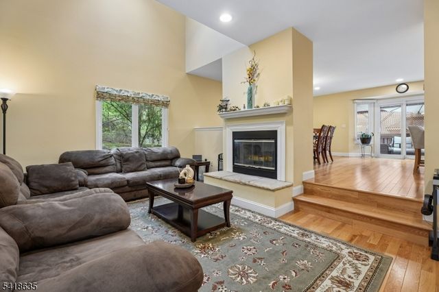 62 Blackburne Ter, West Orange Twp., NJ 07052
