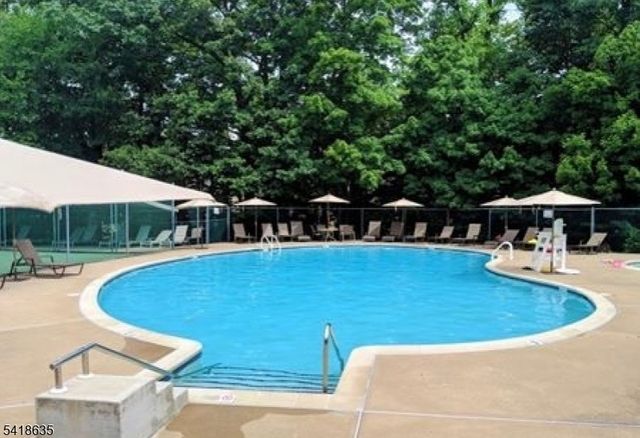 62 Blackburne Ter, West Orange Twp., NJ 07052