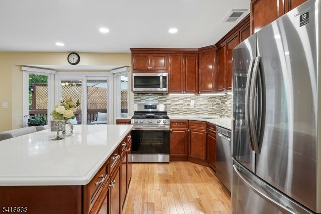 62 Blackburne Ter, West Orange Twp., NJ 07052