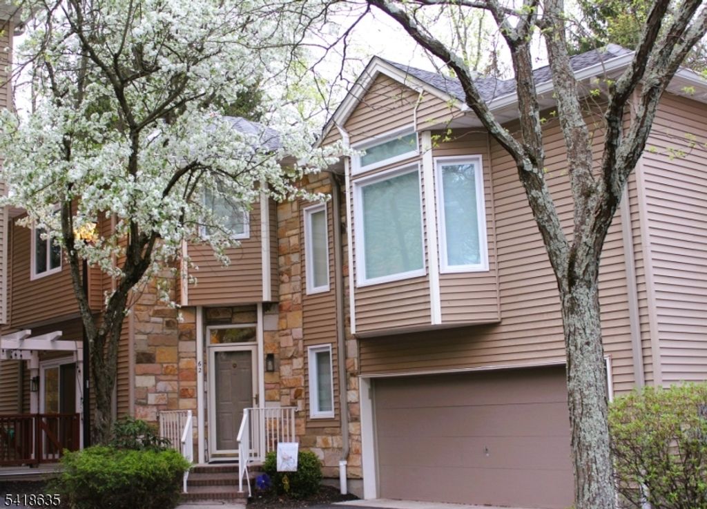 62 Blackburne Ter, West Orange Twp., NJ 07052