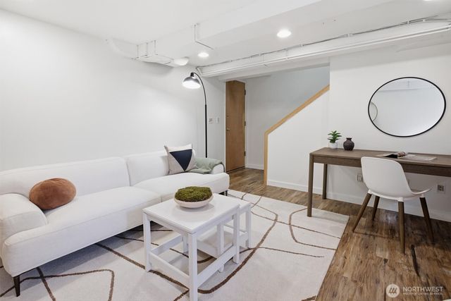 1215 W Armour Street, Seattle, WA 98119