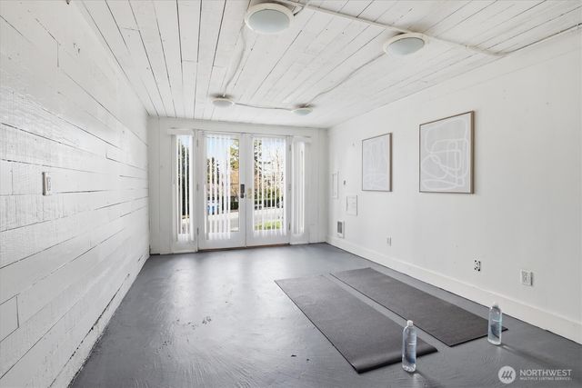 1215 W Armour Street, Seattle, WA 98119