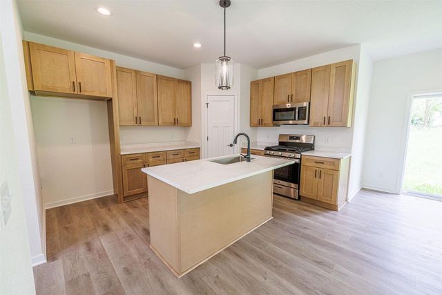 503 Teri Lee Lane, Orfordville, WI 53576