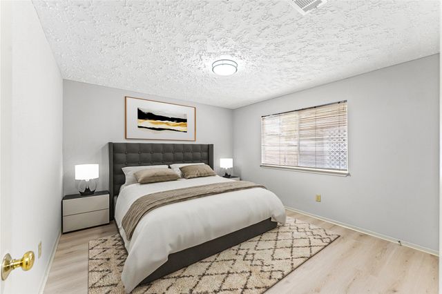 16218 Olive Glen Drive, Houston, TX 77082