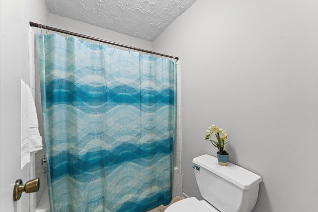 16218 Olive Glen Drive, Houston, TX 77082