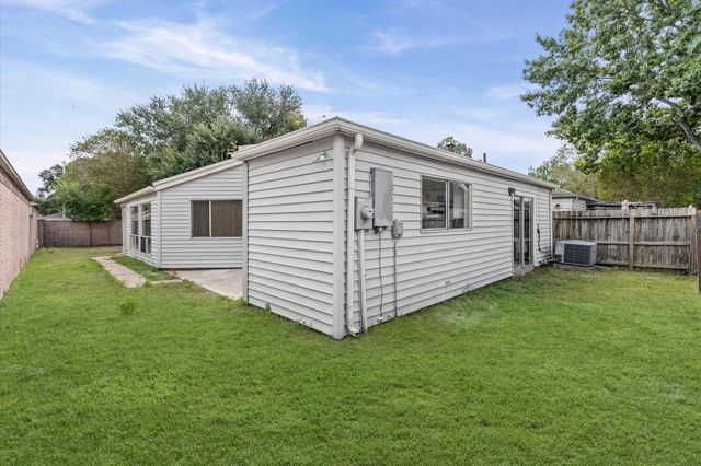 16218 Olive Glen Drive, Houston, TX 77082