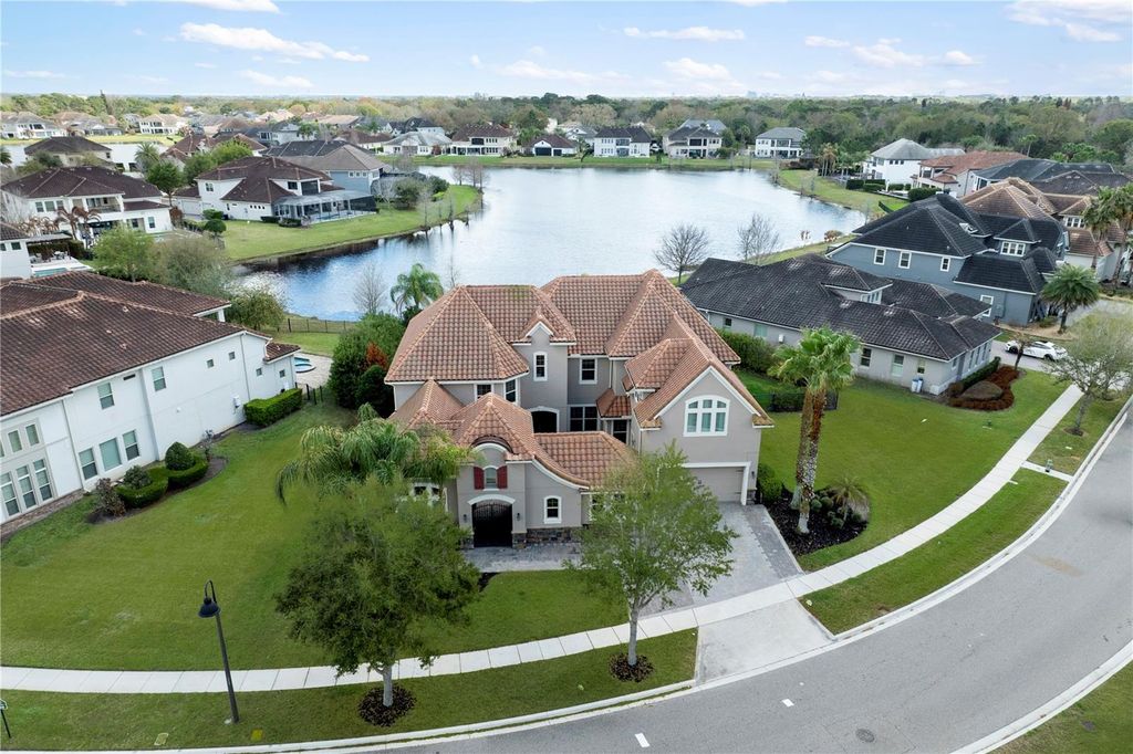 Image 3 of property listing at 7560 BLUE QUAIL LANE, Orlando, FL 32835