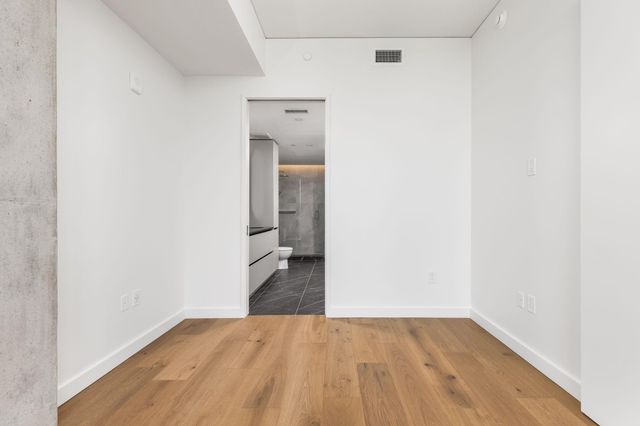610 Davis ST 3009, Austin, TX 78701