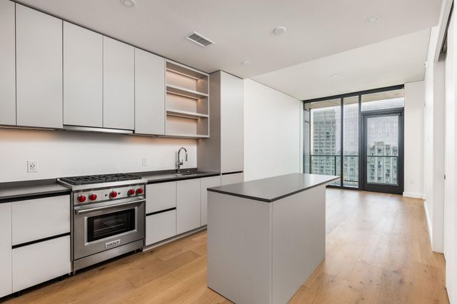 610 Davis ST 3009, Austin, TX 78701