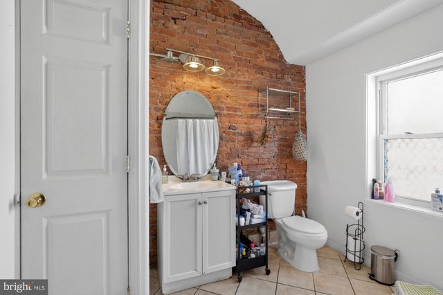 535 E GIRARD AVE, Philadelphia, PA 19125