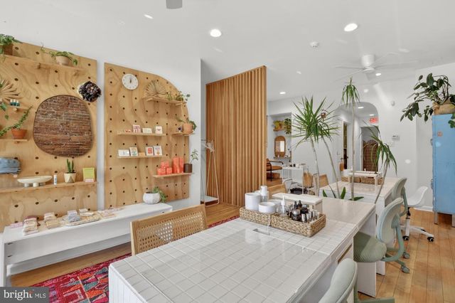 535 E GIRARD AVE, Philadelphia, PA 19125