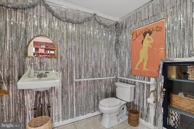 535 E GIRARD AVE, Philadelphia, PA 19125