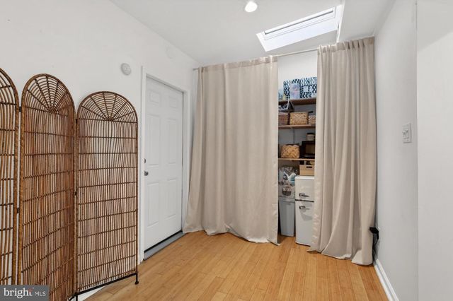 535 E GIRARD AVE, Philadelphia, PA 19125