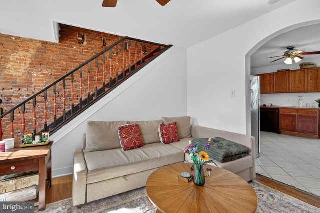 535 E GIRARD AVE, Philadelphia, PA 19125