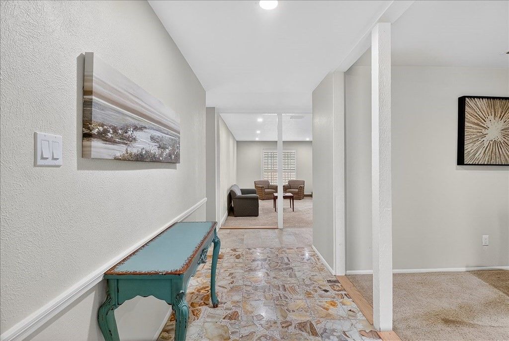 5422 Whitemarsh Dr, Corpus Christi, TX 78413 — photo 4