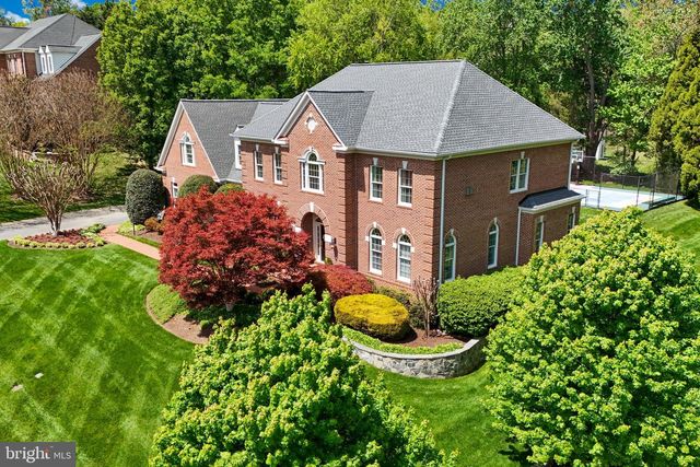 1090 MILL FIELD CT, Great Falls, VA 22066