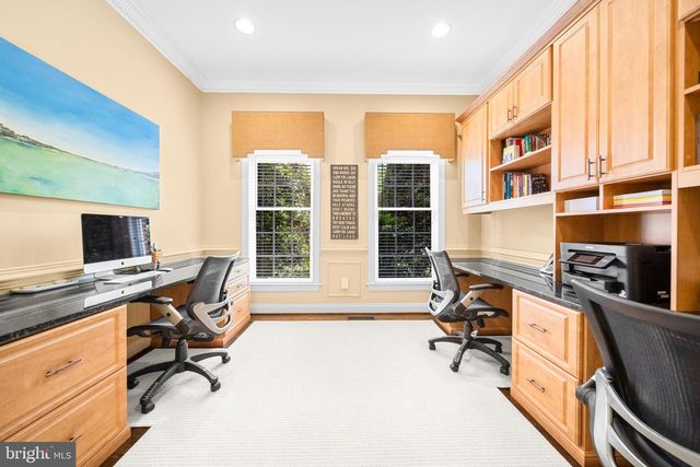 1090 MILL FIELD CT, Great Falls, VA 22066