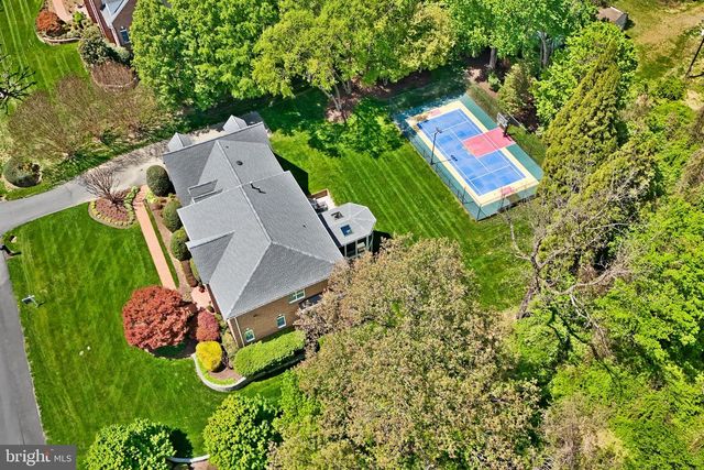 1090 MILL FIELD CT, Great Falls, VA 22066