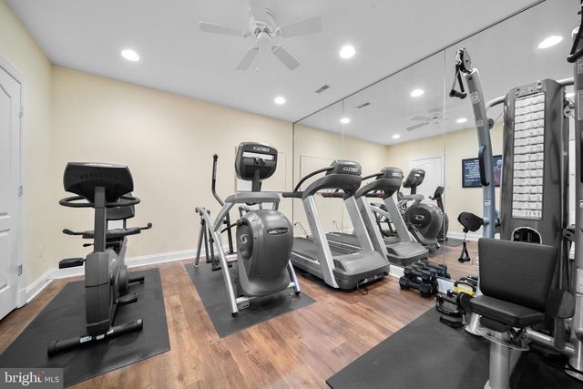 1090 MILL FIELD CT, Great Falls, VA 22066