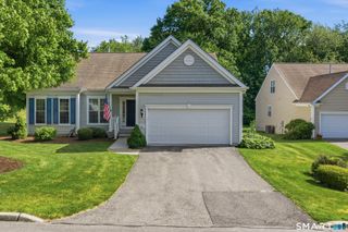 567 Inverness Court 567, Oxford, CT 06478