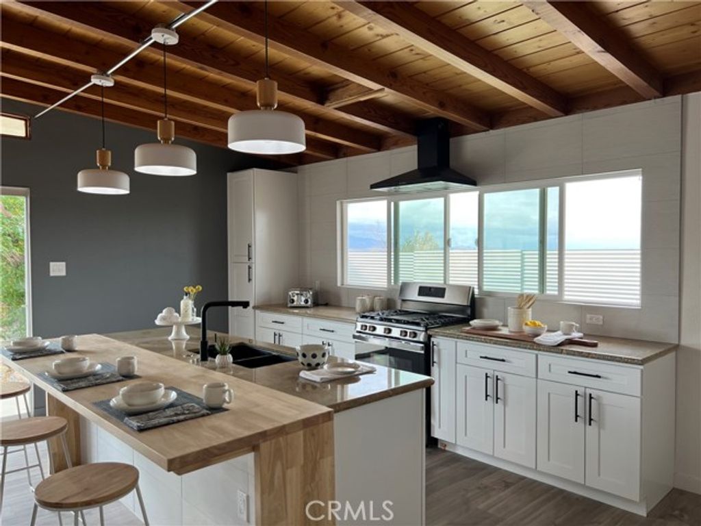 52024 Nehlsen, Big Bear City, CA 92285